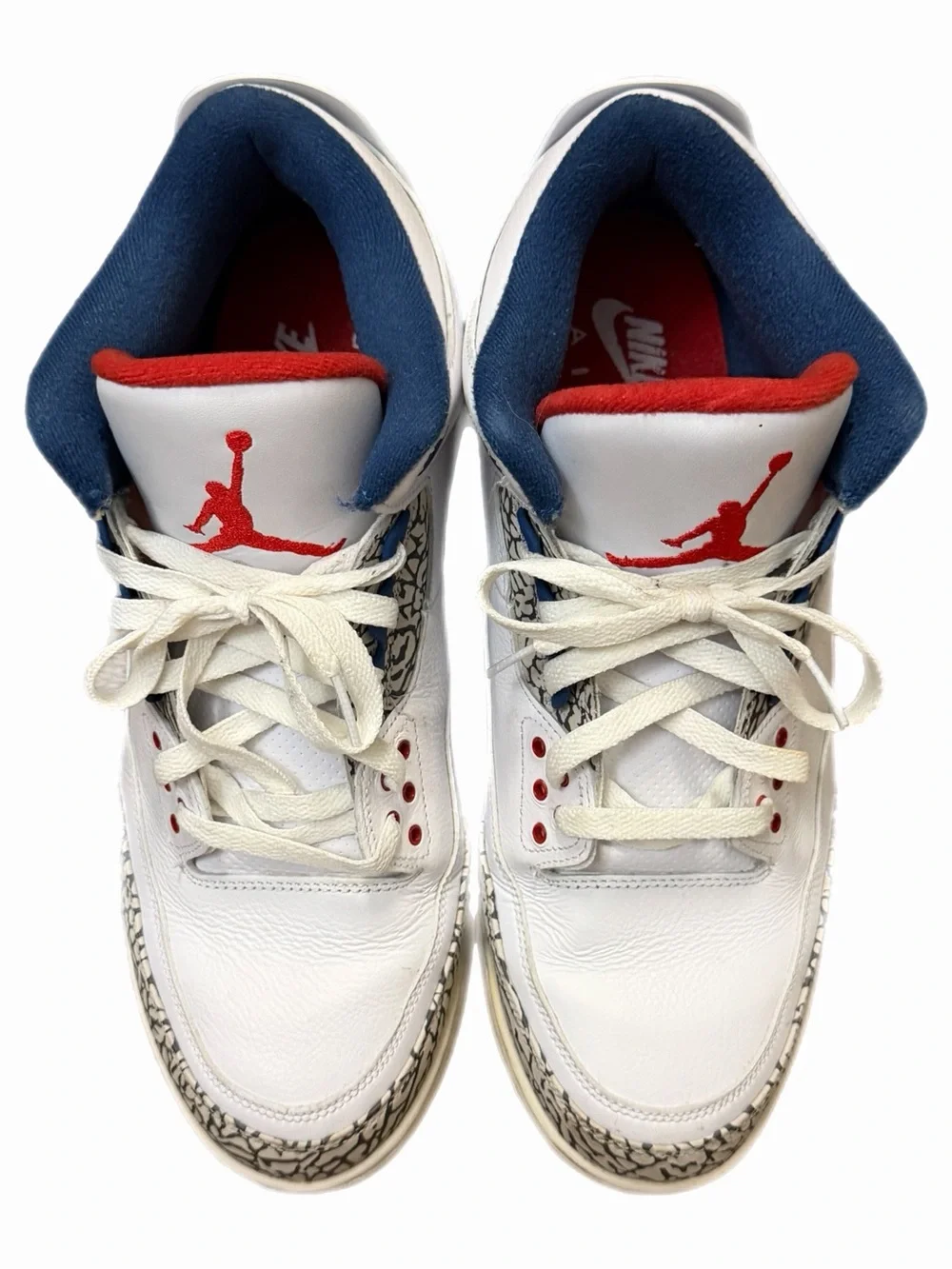 Jordan Men’s White, Blue & Red Retro Basketball Shoes